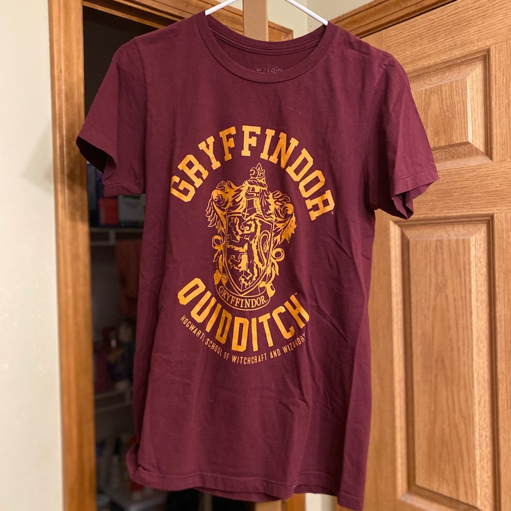 Harry Potter Gryffindor Maroon TShirt Small